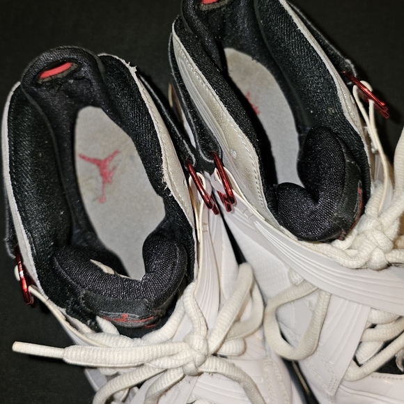 AIR Jordan 8 Varsity Red 2011 M size 9 - Picture 6 of 6